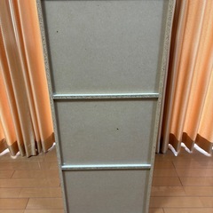 ３段カラーボックスの画像