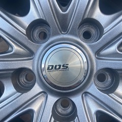 スタッドレスタイヤ４本（ホイール付き）の画像