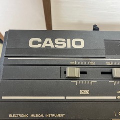 カシオのキーボードの画像