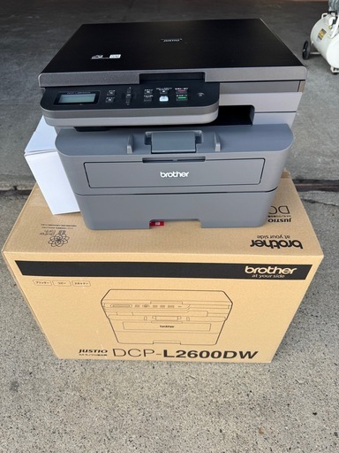 ブラザー　レーザープリンター複合機　A4モノクロ