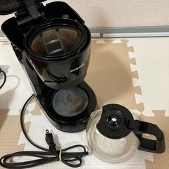 【セット売り】コーヒーメーカー 布団掃除機 の画像