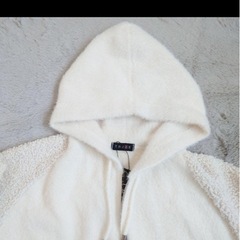 TRUBE ボア切替ジャケット フードファー ZIPジャケット アイボリーの画像
