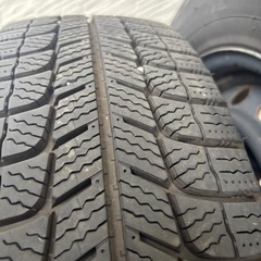 スタッドレス　22年製　200ハイエース　　　の画像