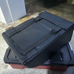 ハイエースリアアームレストユーアイビークルの画像