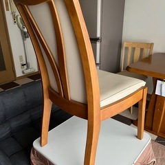 ダイニングチェアの画像