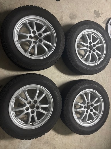 プリウス50 スタッドレスタイヤ セット商談中