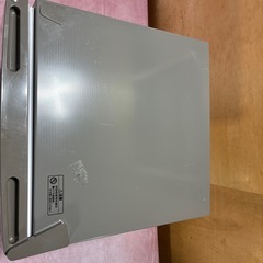 冷蔵庫　ワンドア冷蔵庫　右開き42L 　Hisense 2021年製　シルバー　動作確認済み　中古の画像