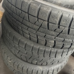 195/65R15 スタッドレスYOKOHAMA山ありの画像