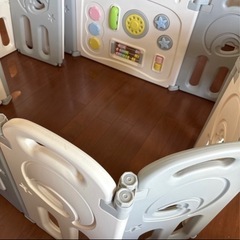 ベビーサークルの画像