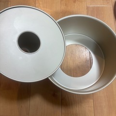 シフォンケーキ型など焼き型4種セットの画像