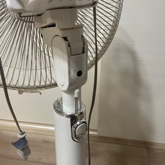 東芝 TOSHIBA 扇風機（リモコン付） F-LP10(W)の画像