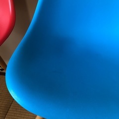 イームズチェアの画像