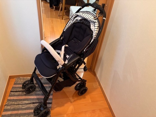 コンビ ホワイトレーベル WhiteLabel ベビーカー メチャカル ハンディ オート4キャス エッグショック HG プリュイネイビー(NB) 1か月~ ()