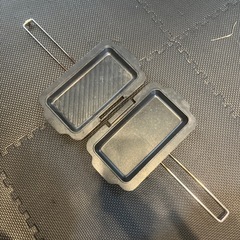 Amazon5280円　アウトドア　ホットサンドメーカーの画像