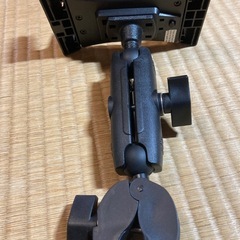 ガッチリ固定！タブレットホルダー（未使用）の画像