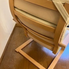 IKEA ポエング  パーソナルチェア　革張りクッションの画像