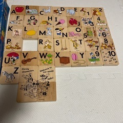 ディズニーワールドイングリッシュ　木製ブロック の画像