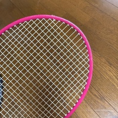 バドミントンラケットの画像