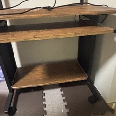 パソコンデスクです！の画像