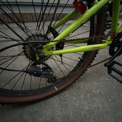 ジャンク　子供用26インチ　ドライド　ライム　太タイヤ　マウンテンバイクの画像