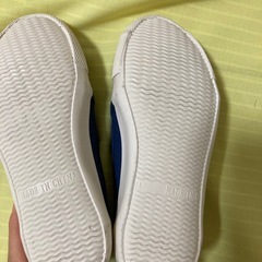 【サイズ19cm】キャンバススニーカーの画像