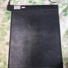 爬虫類哺乳類用レプタイルヒーターLの画像