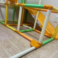 子供 室内用すべり台　の画像