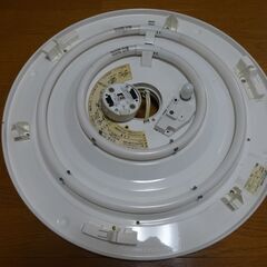 【National HHLZ5021 スリムシーリングライト】直接引渡の画像