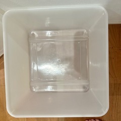 ハンガーラック下　蓋つき収納ケース2点・収納ボックス3点の画像