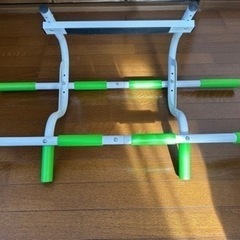 [美品】懸垂　どこでもマッチョ PRO(ぶら下がりOK)の画像