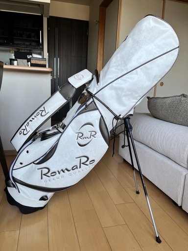 希少　良品　ROMARO ロマロ　3点式スタンド式キャディバッグ　高級感　プロモデル　パーライズシリーズ　8.5型 RomaRo
