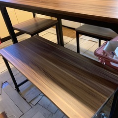 ダイニングテーブルセットの画像