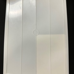 A4サイズのトレーの画像