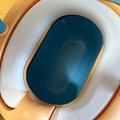幼児トイレ(ブラシ付き)の画像