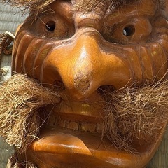 お面　木彫りの画像