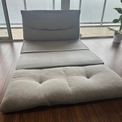 ソファーベッド　折りたたみ式
の画像