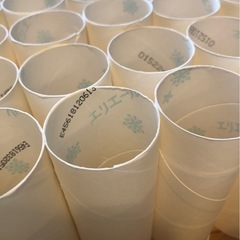 『トイレットペーパーの芯　68本　エリエール　工作　ハンドメイド』の画像