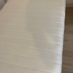 脚付きマットレス セミシングルの画像