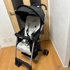 アップリカベビーカーの画像