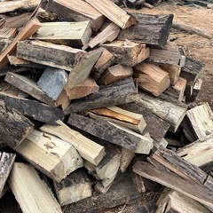 B級品の薪 軽トラ1台分程度の画像