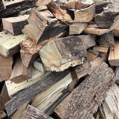 B級品の薪 軽トラ1台分程度の画像