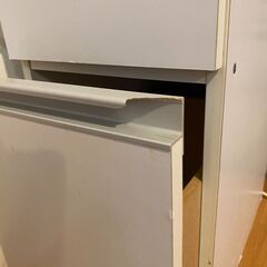 キャビネット 白　9段　引き取り限定の画像