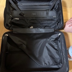 キャリーケースの画像
