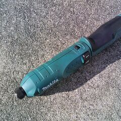 充電式ペンマキタインパクトドライバーの画像