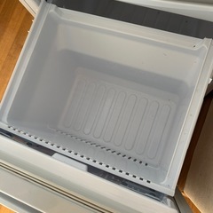 冷蔵庫（SHARP）の画像