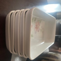 食器譲りますの画像