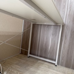 すぐお渡し可能‼️パソコンデスク 勉強机 ホワイト の画像