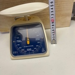 タニタ　キッチンスケールの画像