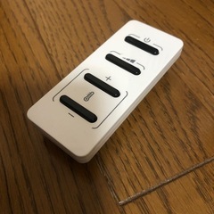 デロンギ　オイルヒーターTDD0712W　の画像