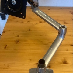 モニターアーム　エルゴトロン　の画像